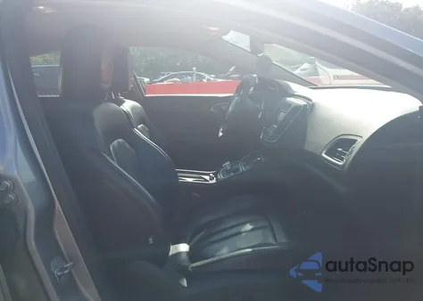 2015 Chrysler 200 C из США, поврежденный, VIN 1C3CCCCB8FN545351